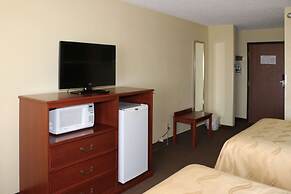 Quality Inn Evansville Eastland Area