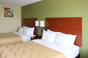 Quality Inn Evansville Eastland Area