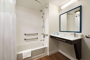 Hampton Inn Appleton-Fox River Mall Area