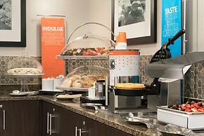 Hampton Inn Appleton-Fox River Mall Area