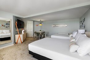 Blue Water Resort