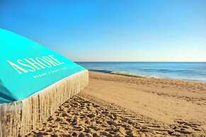 Ashore Oceanfront Hotel by Marriott