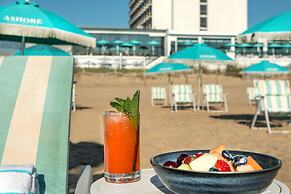 Ashore Oceanfront Hotel by Marriott