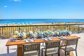 Ashore Oceanfront Hotel by Marriott