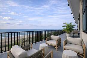 Ashore Oceanfront Hotel by Marriott