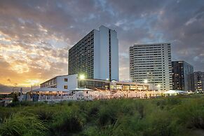 Ashore Oceanfront Hotel by Marriott