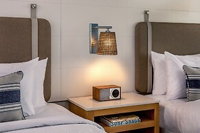 Ashore Oceanfront Hotel by Marriott