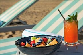 Ashore Oceanfront Hotel by Marriott