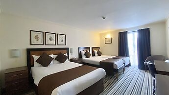 Europa Gatwick Hotel