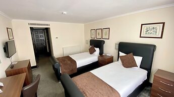 Europa Gatwick Hotel
