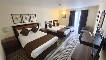 Europa Gatwick Hotel