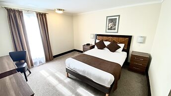 Europa Gatwick Hotel