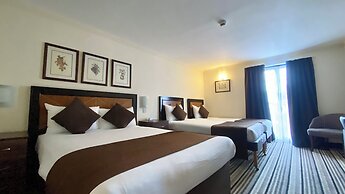 Europa Gatwick Hotel