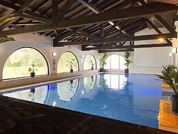 Europa Gatwick Hotel