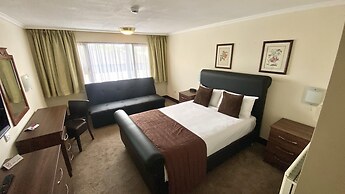 Europa Gatwick Hotel