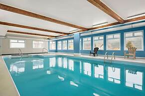 Travelodge by Wyndham Salmon Arm