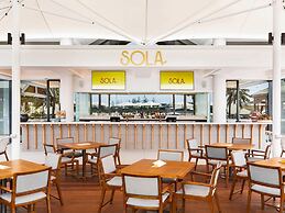 Novotel Sunshine Coast Resort