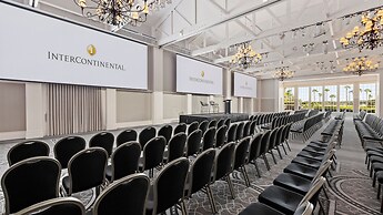 InterContinental Sanctuary Cove Resort by IHG