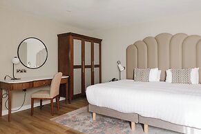 The Malone Hotel
