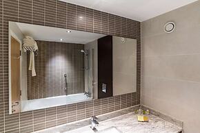 Hilton London Gatwick Airport