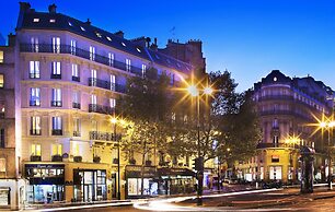 Hotel Plaza Elysées