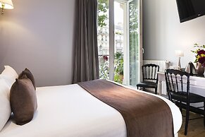 Hotel Plaza Elysées