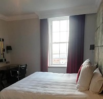 The Cliff Hotel