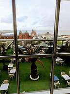 The Cliff Hotel