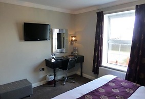 The Cliff Hotel