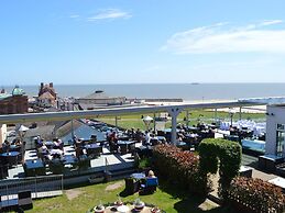 The Cliff Hotel