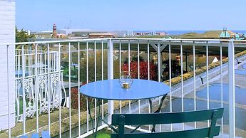 The Cliff Hotel