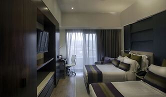 HS HOTSSON Hotel Leon