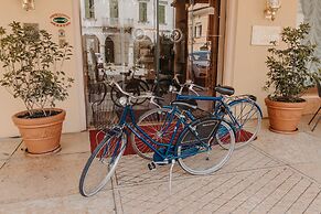 Phi Hotel dei Medaglioni