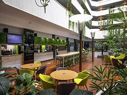 Novotel Darwin CBD