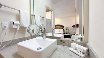 Best Western Plus Monterrey Colon