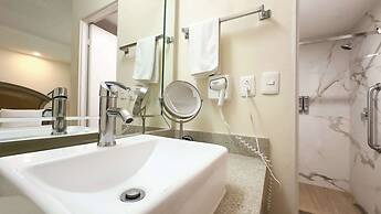Best Western Plus Monterrey Colon