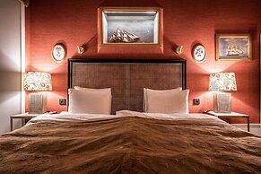 Victory Hotel