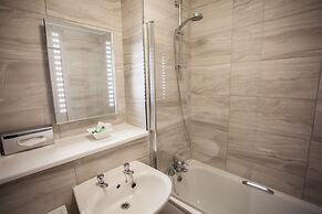 Strathaven Hotel