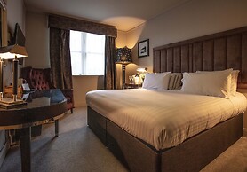 Strathaven Hotel