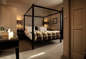 Strathaven Hotel