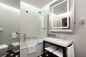 UNA Hotels Cusani Milano