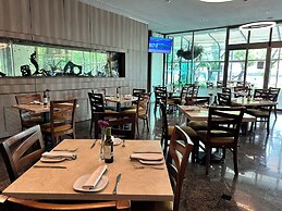 Holiday Inn Select - Guadalajara by IHG