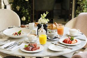 The Westbury Hotel