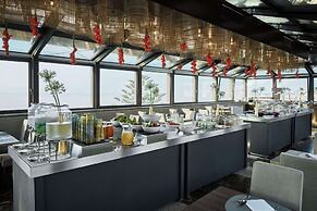 De Bonart Naples, Curio Collection by Hilton