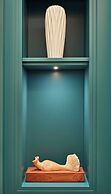 De Bonart Naples, Curio Collection by Hilton