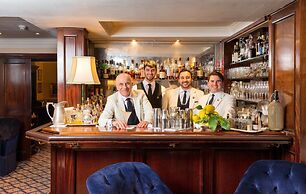 Dukes London