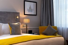 Dukes London