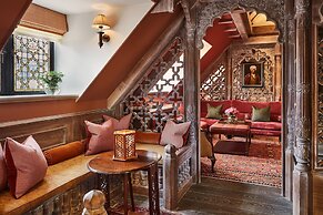 The Connaught, Maybourne