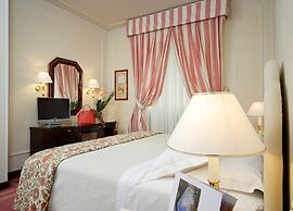 Hotel De La Ville