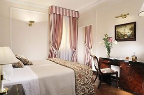 Hotel De La Ville